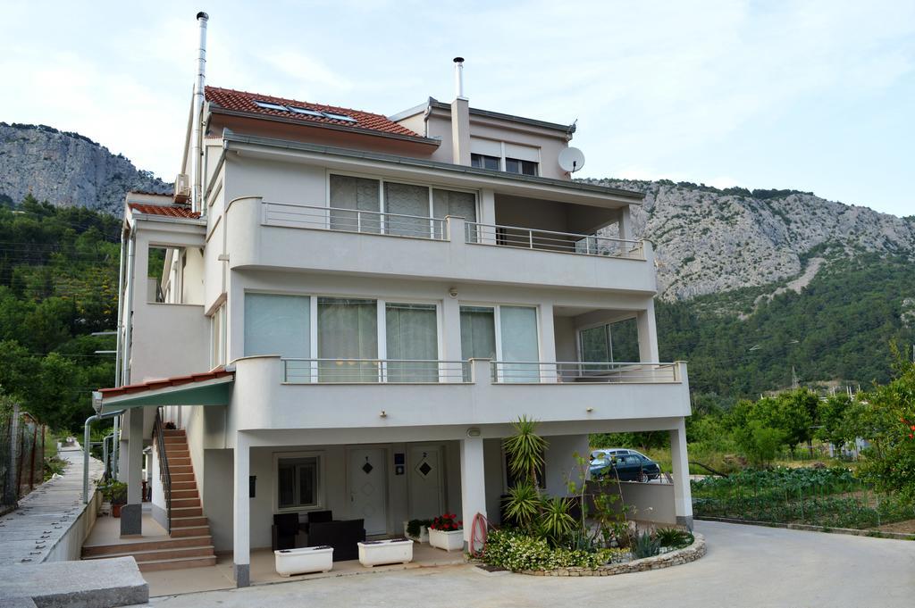 Villa Bubalo Omiš Exteriör bild